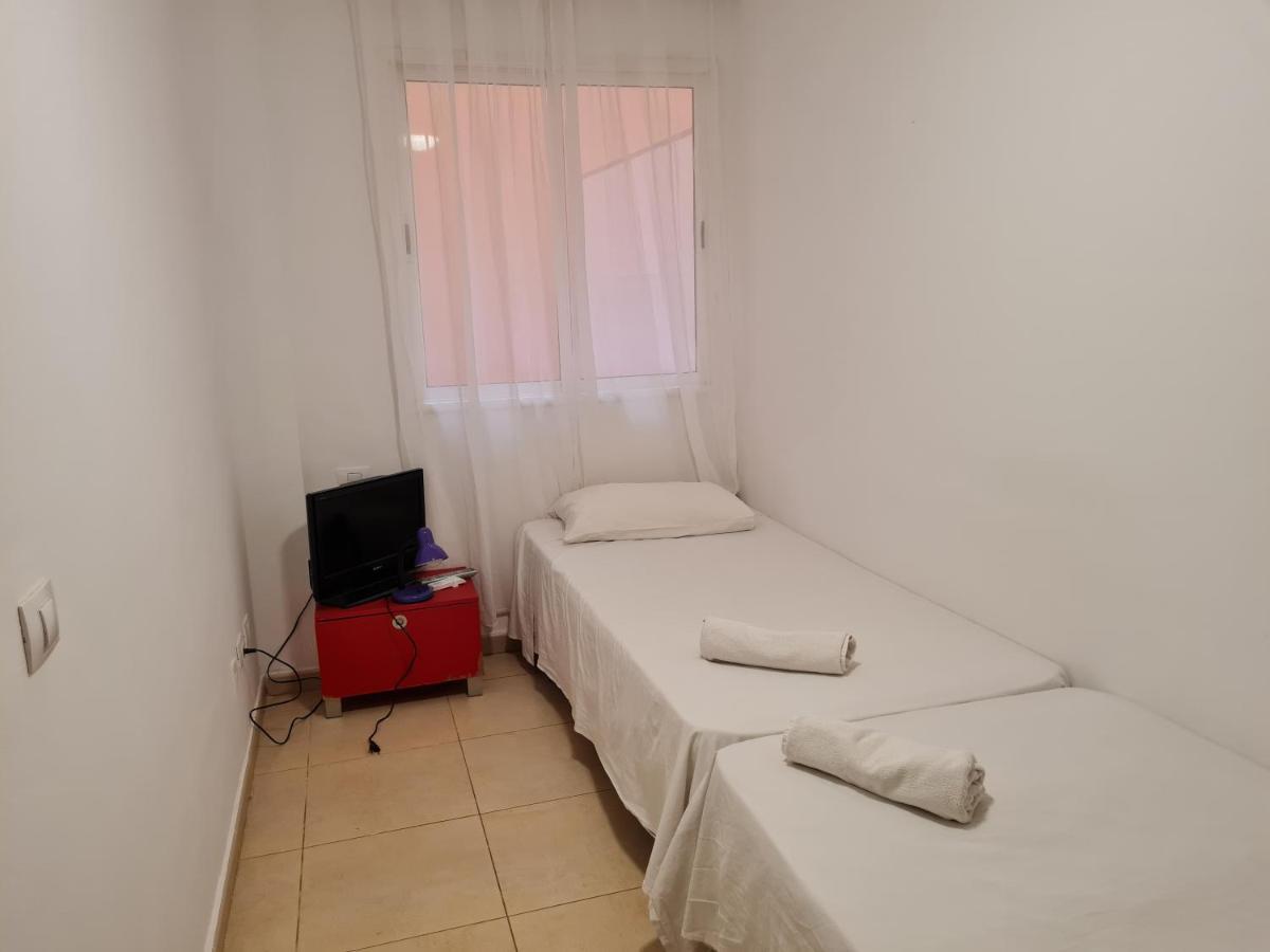 Habitaciones Nathaly Armenime Buitenkant foto