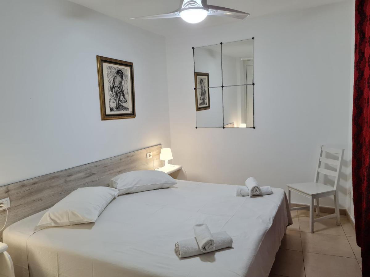 Habitaciones Nathaly Armenime Buitenkant foto